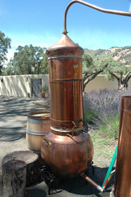 エッセンシャルオイル（精油）の蒸留器